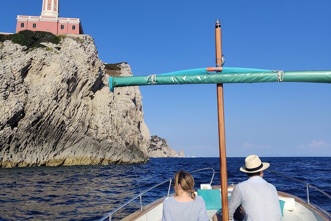Private tour in a typical Capri boat - Key points before you book