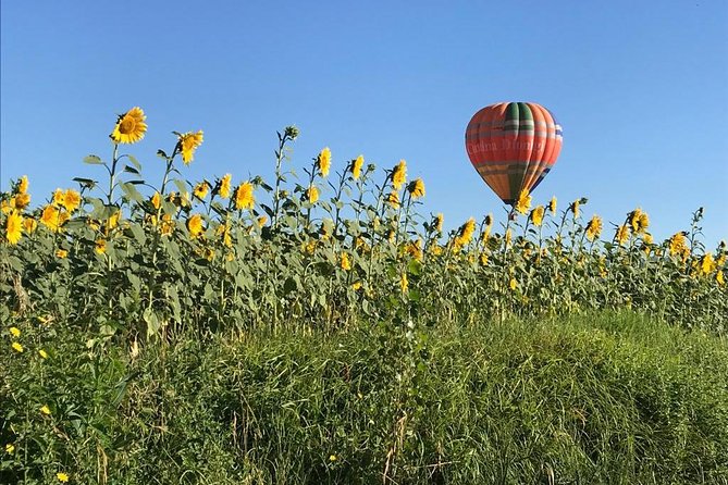 Professional hot air balloon rides at Assisi, Trasimeno in Umbria - Who will enjoy this morning most