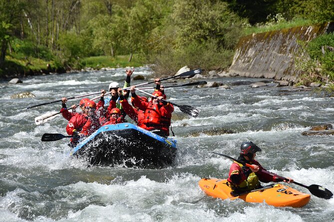 Rafting Family - Reboarding at Piano di Commezzadura