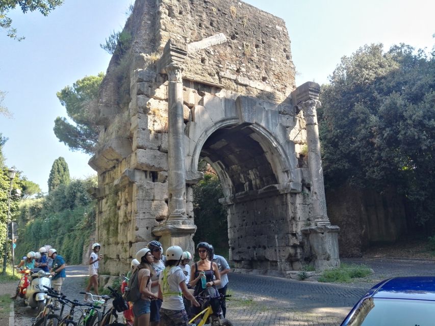 Rome: Appian Way Aqueducts Bike Tour (UPG Catacombs & Lunch) - From the Colosseum to Porta San Sebastiano