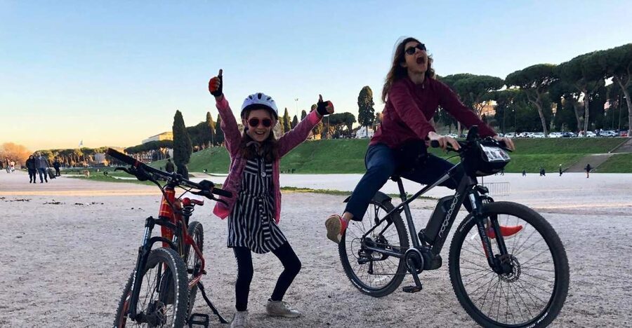 Rome: Appian Way E-Bike Tour Catacombs, Aqueducts & Picnic - Going Below Ground at St. Callixtus