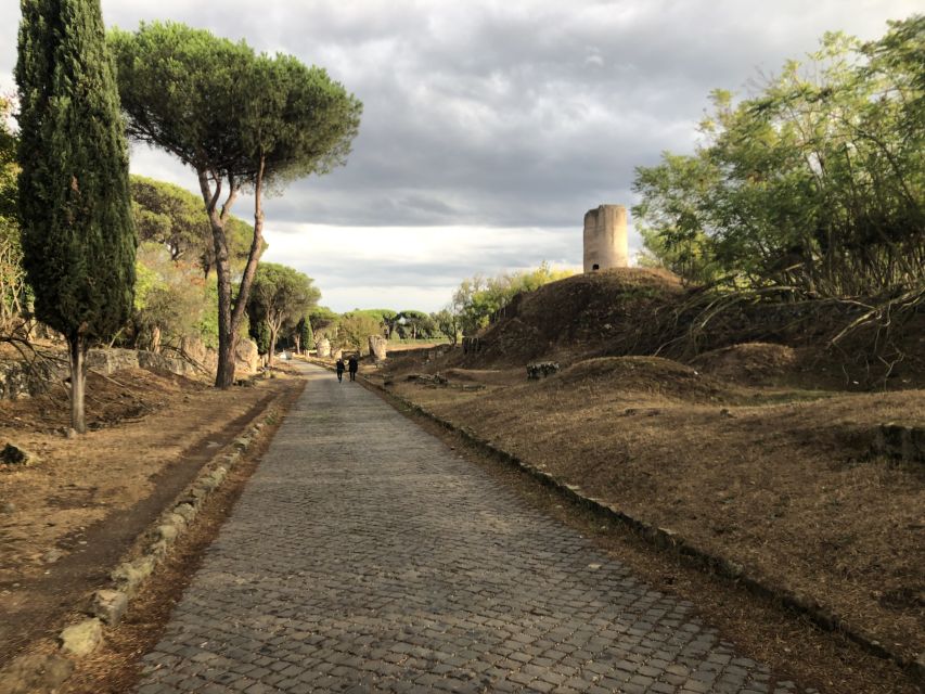 Rome: Appian Way E-Bike Tour Catacombs, Aqueducts & Picnic - A Picnic Beside Egeria’s Spring