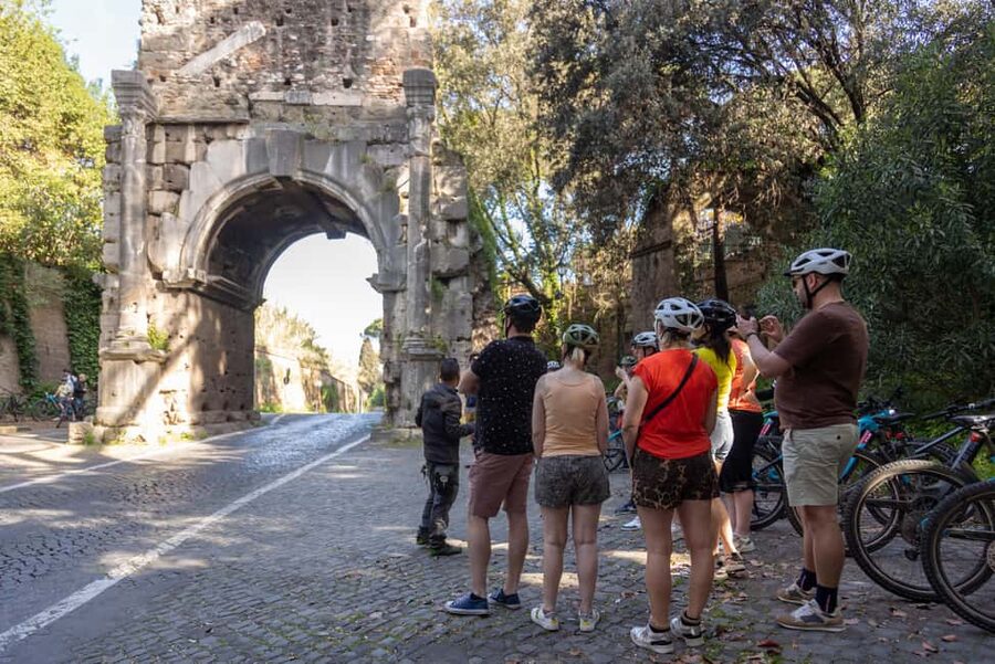 Rome:Appian Way E-bike Tour with Catacombs, Aqueducts & Food - Who should book this Appian Way tour?
