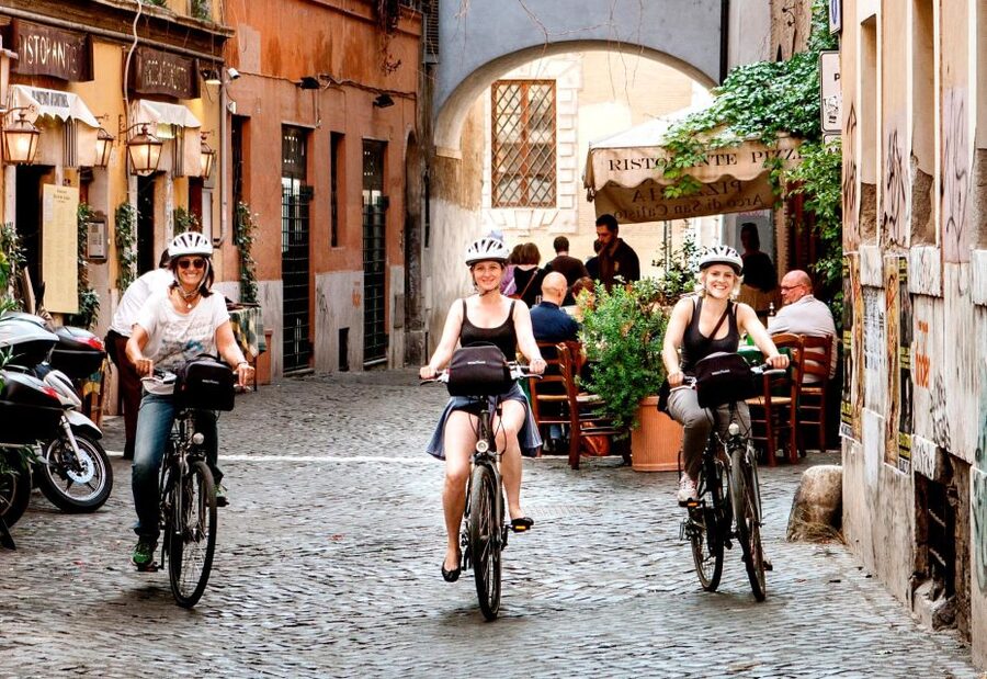 Rome: Cannondale E-Bike Tour of Top Landmarks & More - Trevi Fountain, the Spanish Steps, and Piazza del Popolo