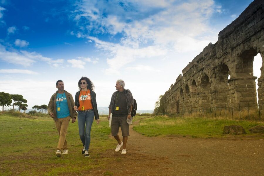 Rome: Catacomb of St. Callixtus and Appian Way Guided Tour - The guides and the group experience