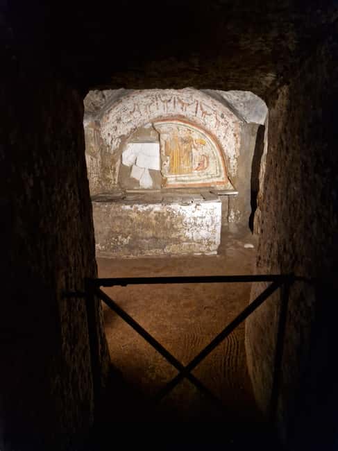 Rome: Catacombs Skip-the-Line Tour with Tickets - From pagan Rome to Christian Rome