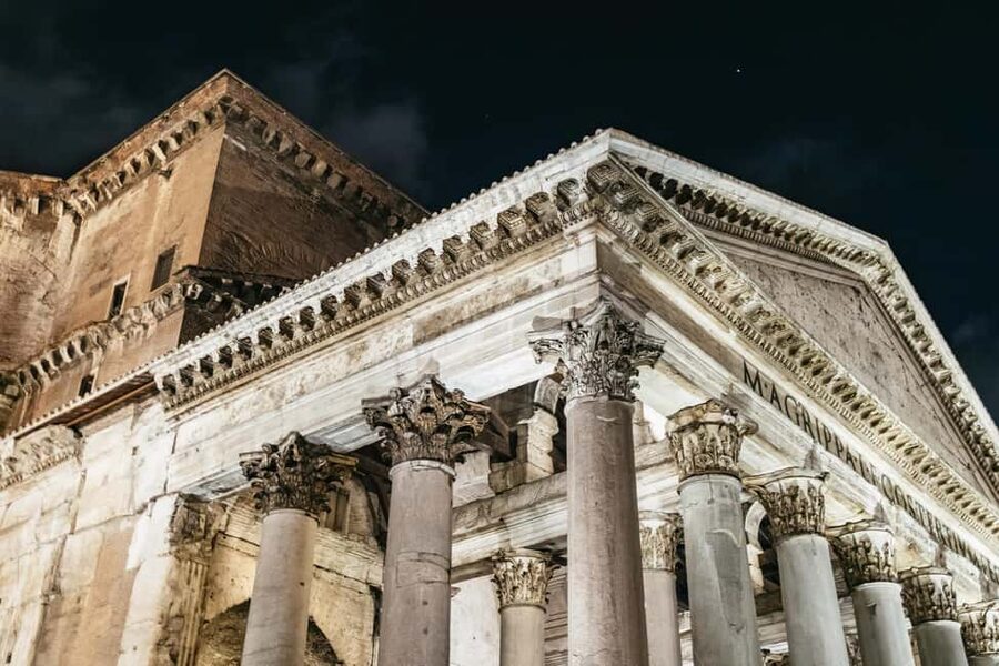 Rome: City Highlights Moonlight Walking Tour - Piazza Venezia and Rome’s modern history