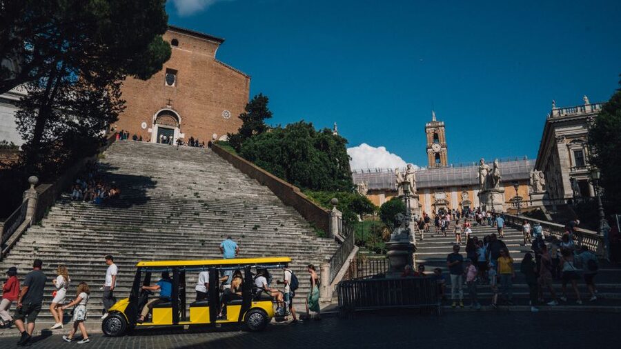 Rome: City Highlights Tour by Electric Golf Cart - Largo di Torre Argentina and Piazza Venezia