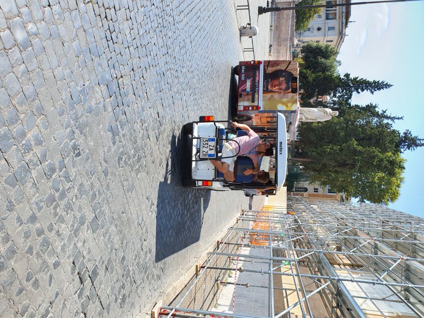 Rome: City Tour by Golf Cart with Gelato - Why the golf cart works well in Rome