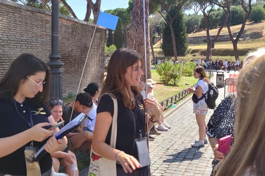 Rome: Colosseum Access and Self-Guided Virtual Reality Tour - Family appeal and age considerations