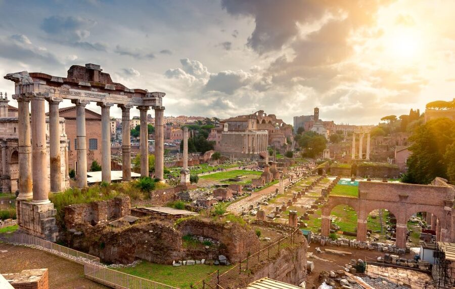 Rome: Colosseum and Ancient Rome Guided Walking Tour - Walking from the arena to Palatine Hill