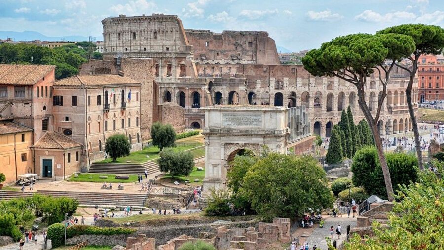 Rome: Colosseum and Ancient Rome Guided Walking Tour - Meeting up near the Colosseum