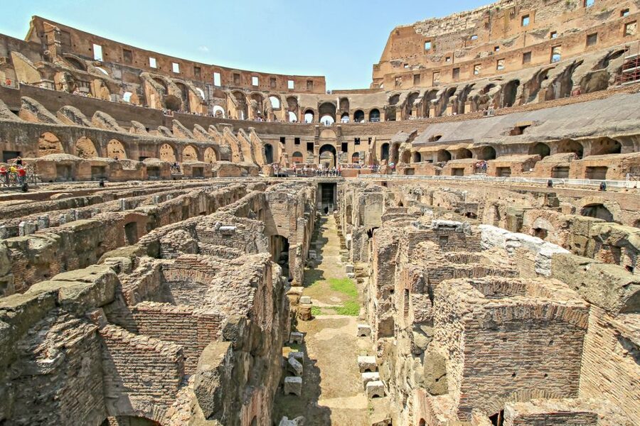 Rome: Colosseum Arena Floor, Roman Forum & Palatine Tour - Why the guide makes such a difference