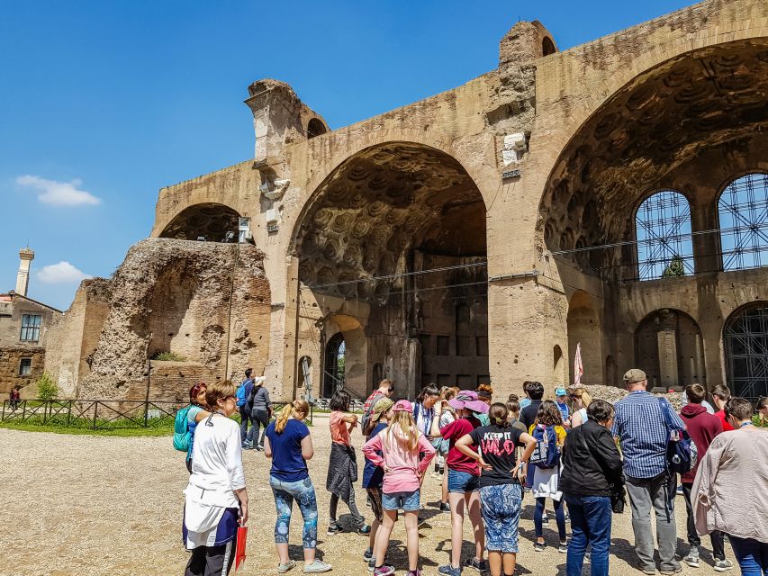 Rome: Colosseum Arena, Palatine Hill & Forum Guided Tour - What you see inside the ancient amphitheater