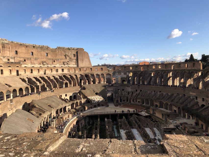 Rome: Colosseum Express Guided Tour with Arena Access Option - Shared or private group?