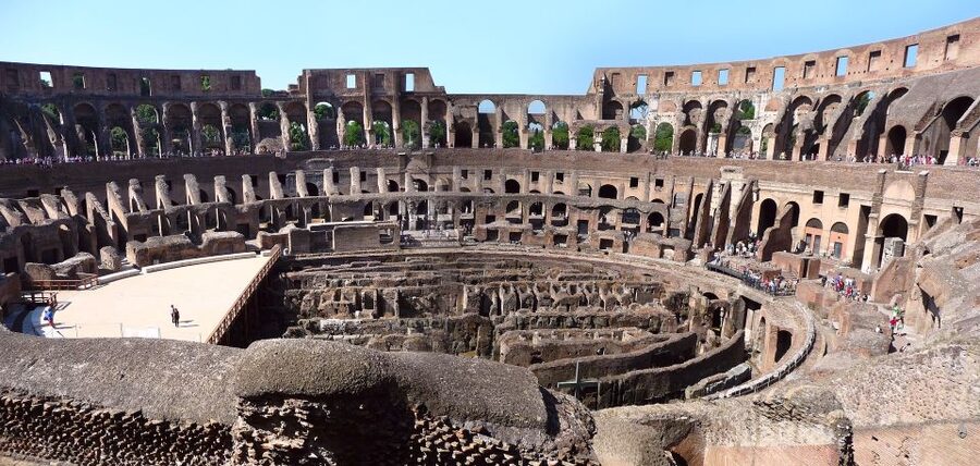 Rome: Colosseum Express Tour with Forum & Palatine Access - Exploring the Roman Forum on your own