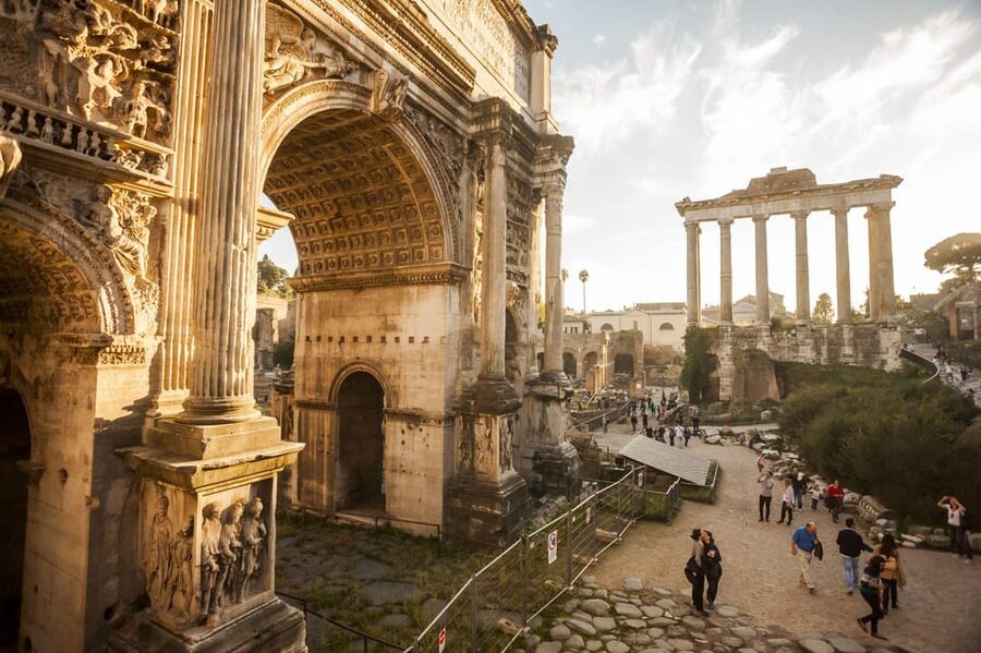 Rome: Colosseum, Forum, Palatine Hill Entry & Audioguide App - Crowds, comfort, and practical snags