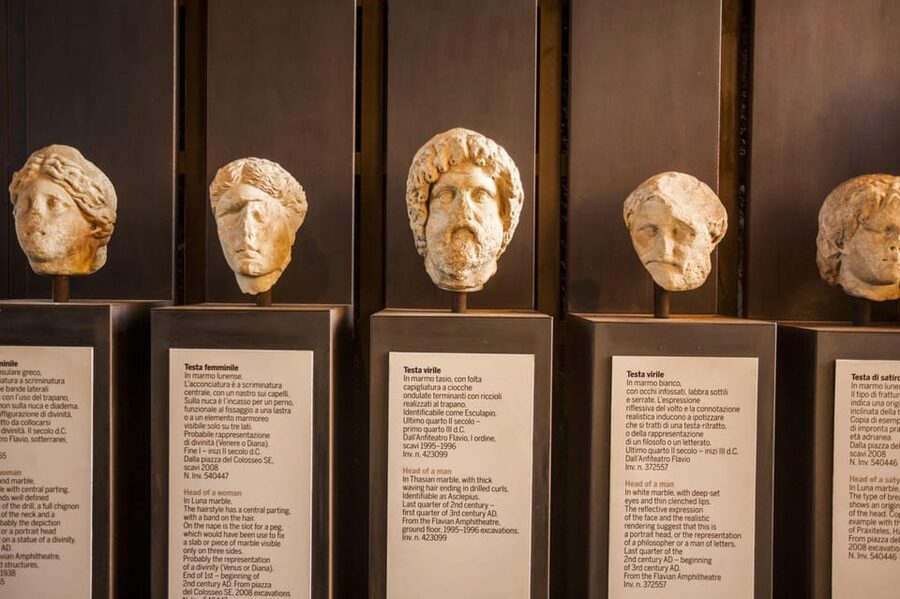 Rome: Colosseum, Forum, Palatine Hill Entry & Audioguide App - Meeting the Colosseum at a fixed time