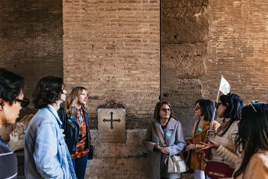 Rome: Colosseum, Forum & Palatine Hill Tour & Optional Arena - Why the arena floor changes the Colosseum visit