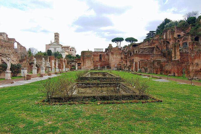 Rome: Colosseum Guided Tour with Roman Forum and Palatine hill - Timing, meeting instructions, and practical cautions
