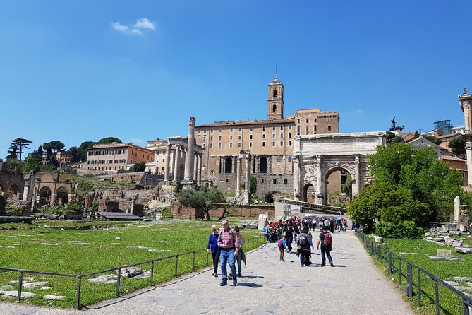 Rome: Colosseum, Palatine Hill and Roman Forum Guided Tour - Down into the Roman Forum, where public Rome took shape