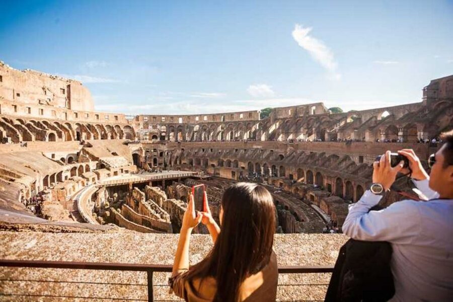Rome: Colosseum, Palatine & Roman Forum Tour w/Entry Ticket - Inside the Colosseum, from gladiator battles to social order