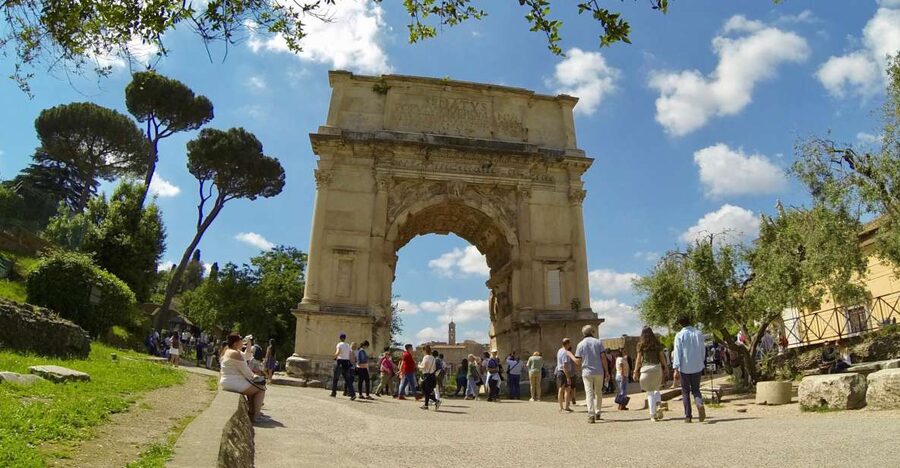 Rome: Colosseum, Roman Forum, and Palatine Hill Tour - Palatine Hill and the views over Rome