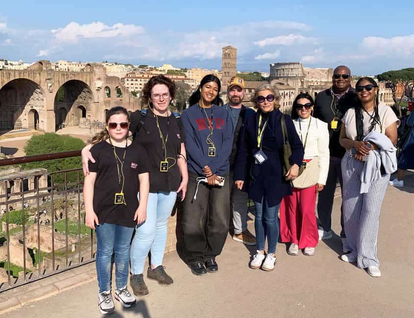 Rome: Colosseum, Roman Forum & Palatine Guided Tour - Palatine Hill: 30 minutes above the city