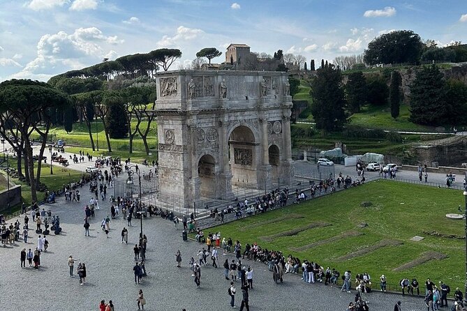 Rome: Colosseum, Roman Forum & Palatine Hill Visit + Audio Guide - Visiting the Roman Forum after the arena