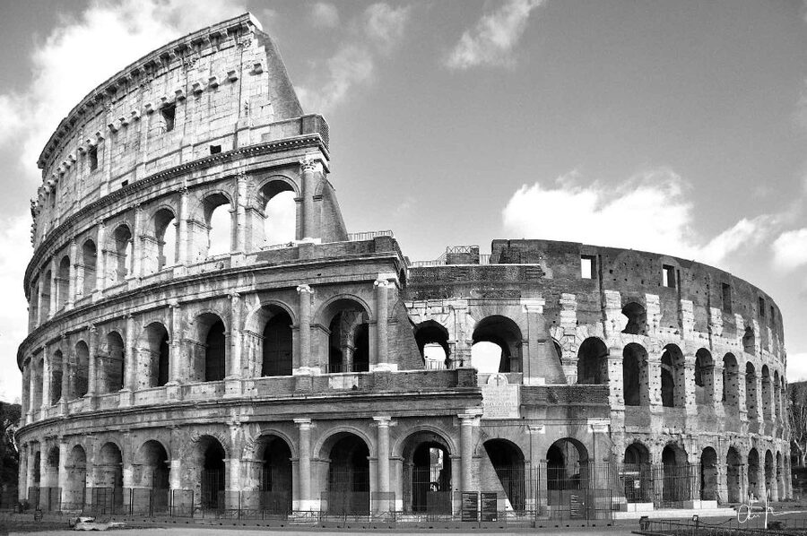 Rome: Colosseum, Roman Forum & Trajan's Market Exterior Tour - Timing, meeting point, and practical planning