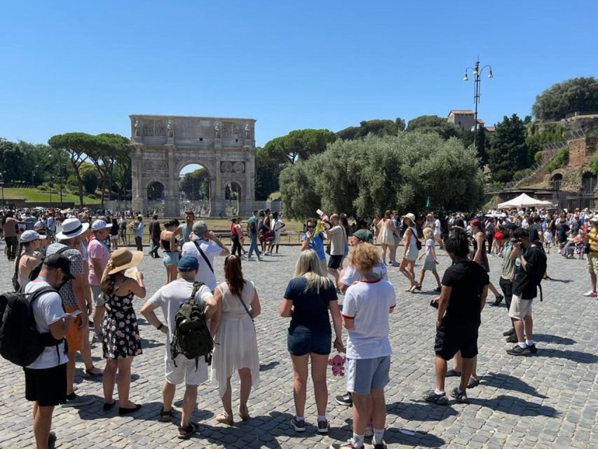 Rome: Colosseum, Roman Forum & Trajan's Market Exterior Tour - Who should book this tour?