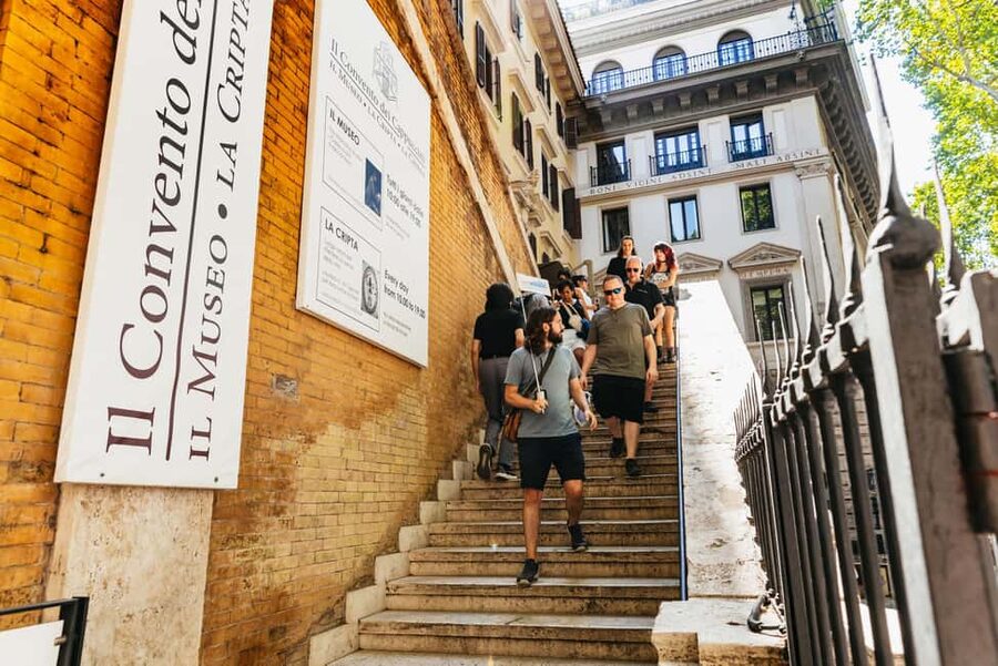 Rome: Crypts and Catacombs Underground Tour with Transfers - The Roman Catacombs, where the tour earns its keep