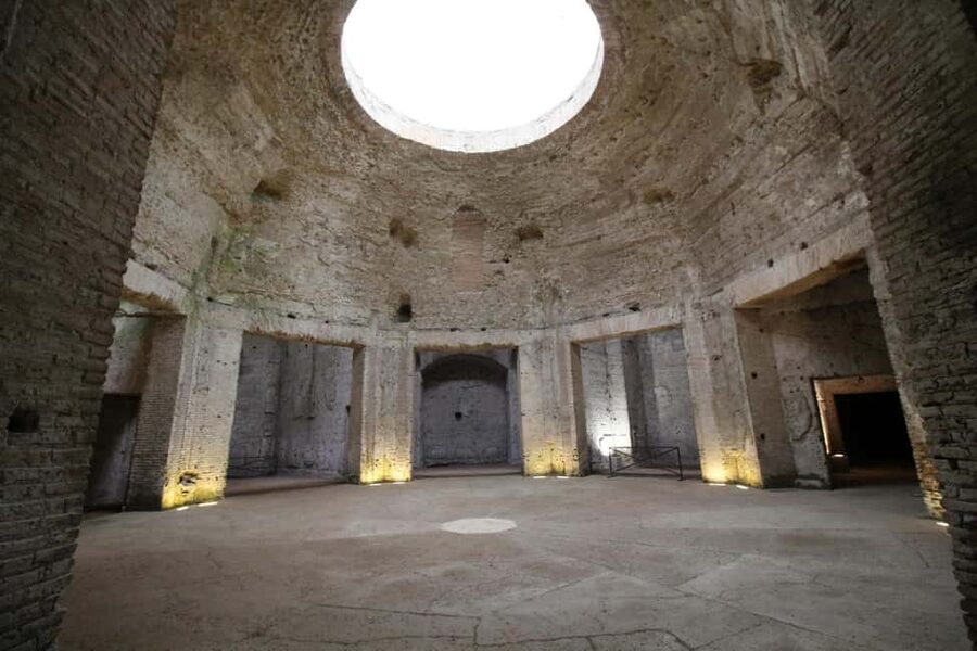 Rome: Domus Aurea Guided Tour and Virtual Reality Experience - Inside the Golden House