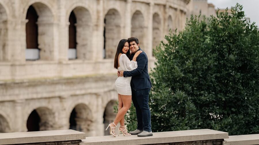 Rome: Early Morning Private Photoshoot at Iconic Landmarks - Weather, clothing, and meeting details