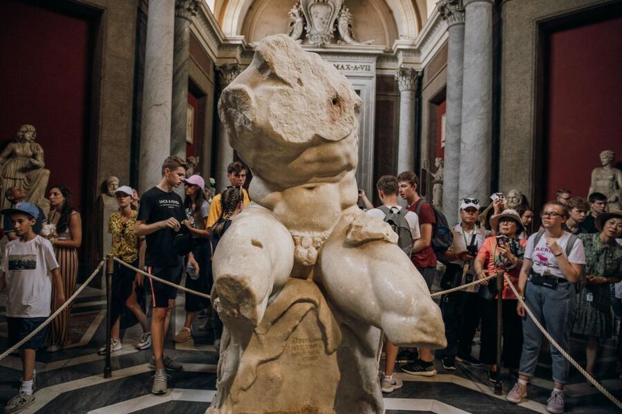 Rome: Early-Morning Vatican Museums and Sistine Chapel Tour - The Raphael Rooms deserve their own attention