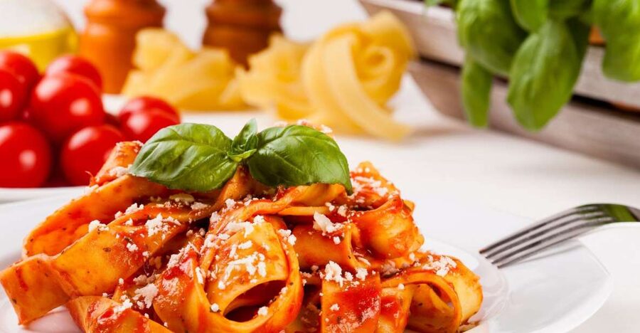 Rome: Fettuccine Pasta Cooking Class in Rome's City Center - Who should take this class?