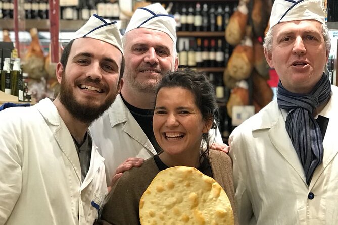 Rome Food Tour: Unlimited Tastings with Fine Wine & Barolo - Gelato at Lemongrass closes the route cleanly