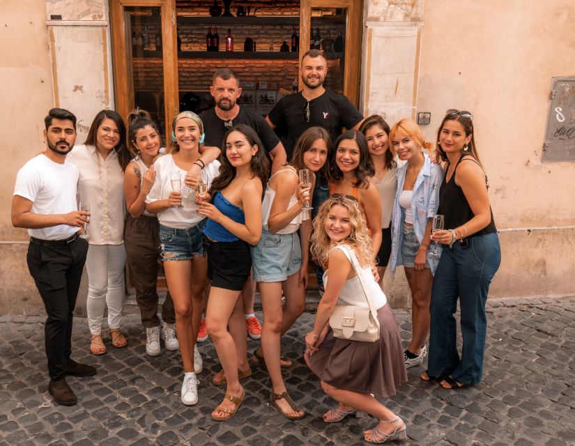 Rome: Forbidden History Walking Tour & Pub Crawl with Drinks - Meeting people without forcing the evening