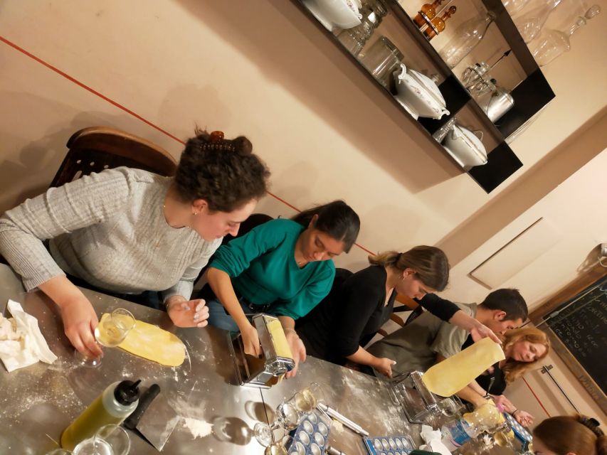 Rome: Fresh Pasta and Tiramisu Making Class with Fine Wine - Why a cooking class works well in Rome