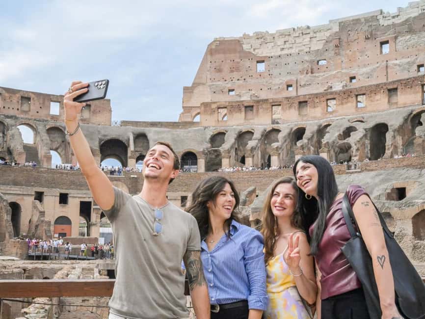 Rome: Full-Day Colosseum, Vatican Museums & City Center Tour - The ride into Rome’s historic center