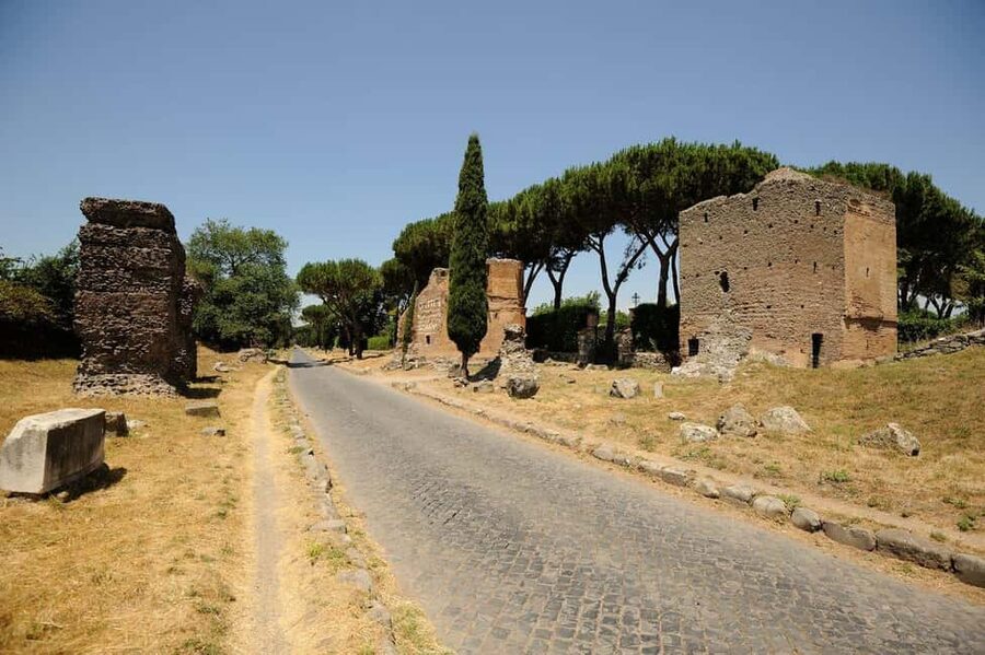 Rome: Guided Catacombs Tour & Capuchin Crypt (Audio Guide) - What this Rome tour really covers
