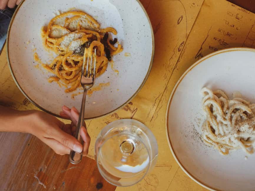 Rome: Guided Food Tour in Trastevere - Fiordiluna: finishing with gelato