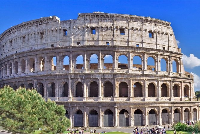 Rome: Guided Group Tour of Colosseum, Roman Forum & Palatine Hill - Group size, pace, and physical effort