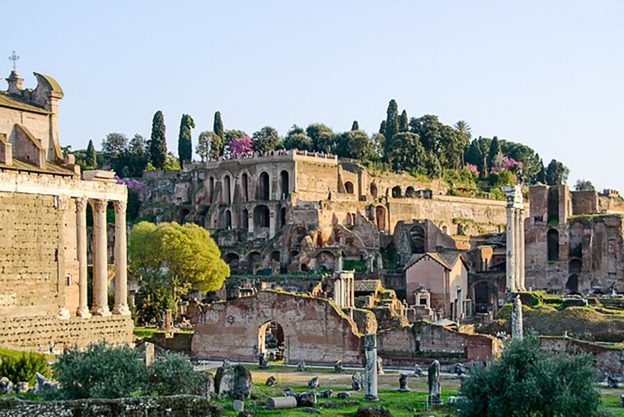 Rome: Guided Tour of Colosseum, Roman Forum & Palatine Hill - Why this ancient Rome route works