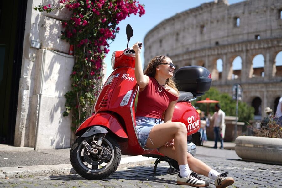 Rome: Guided Vespa Tour with Photo Stops - Janiculum Hill and Rome from above
