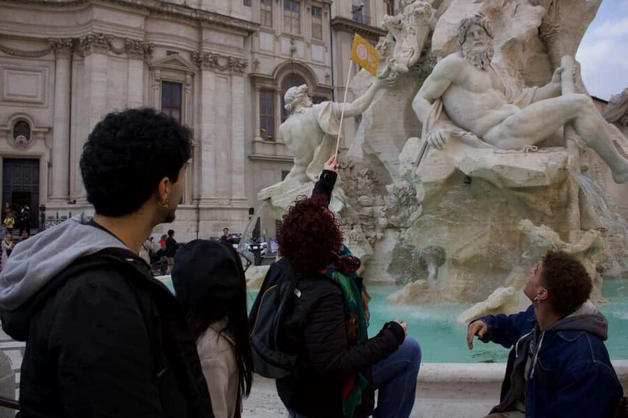 Rome: Guided Walking Tour in English or Spanish - What the $28 price really buys you