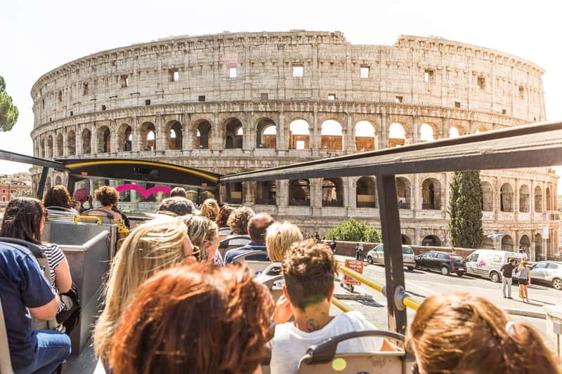 Rome: Hop-on Hop-off Sightseeing Bus Tour with Audioguide - Why this bus works well for a first day in Rome