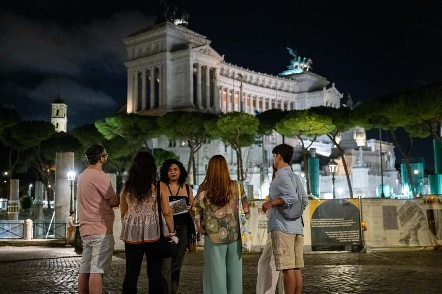 Rome: Moonlight Walking Tour – Free for Kids - Sant’Ignazio Offers the Tour’s Best Surprise