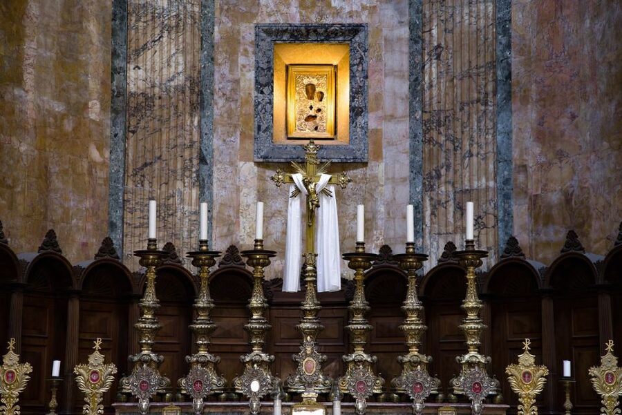 Rome: Pantheon Timeless Marvel Guided Tour with Entry Ticket - Meeting at Piazza della Minerva