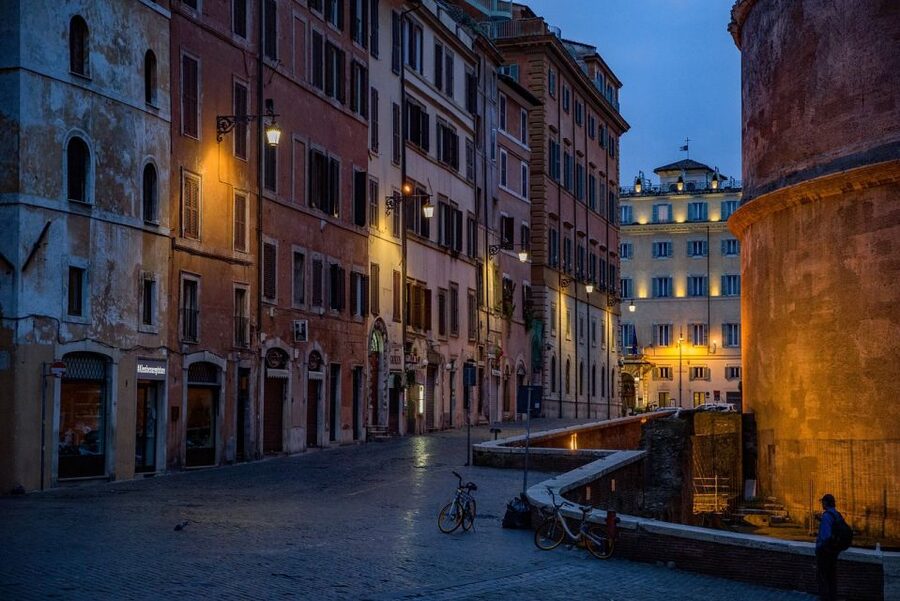 Rome: Pantheon Timeless Marvel Guided Tour with Entry Ticket - How much does the $21 price deliver?